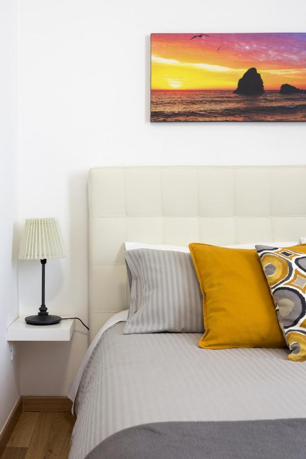 Centre Apartment Grotte Bianche 卡塔尼亚 外观 照片