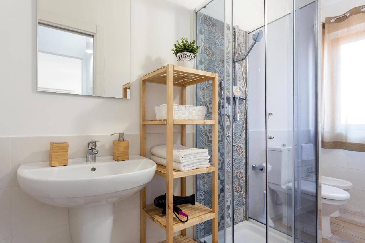 Centre Apartment Grotte Bianche 卡塔尼亚 外观 照片