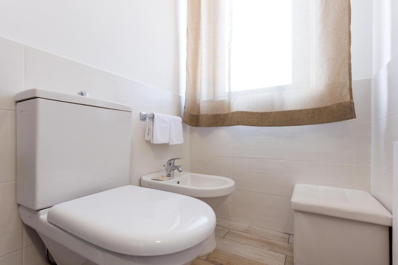 Centre Apartment Grotte Bianche 卡塔尼亚 外观 照片